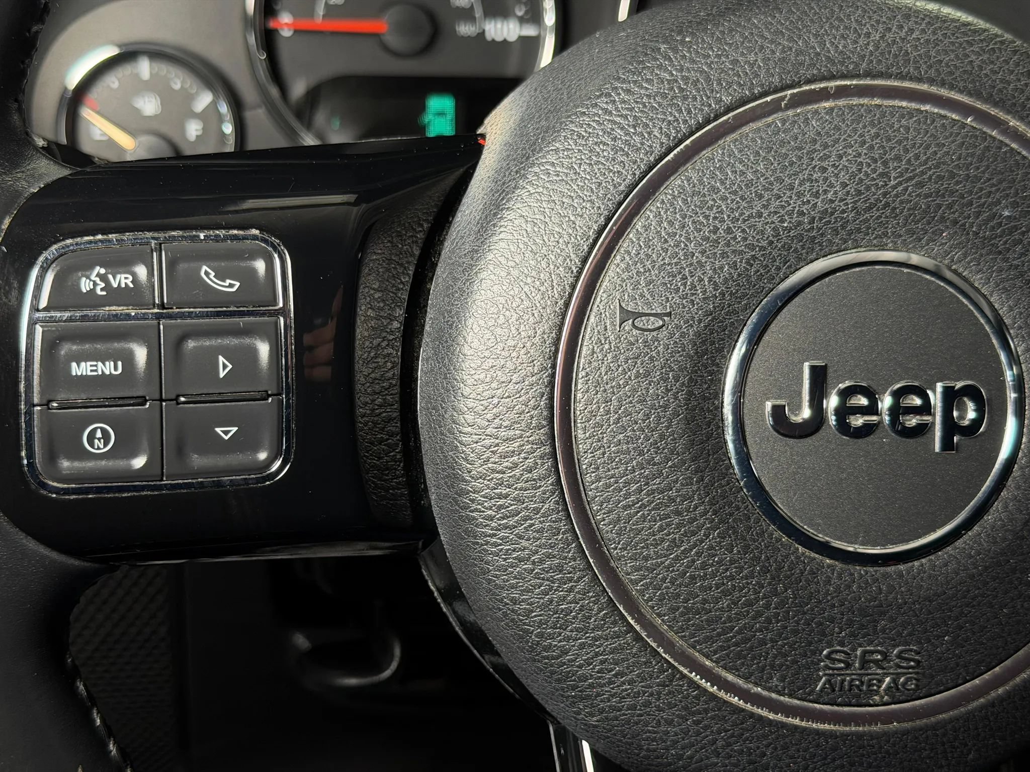 Used 2015 Jeep Wrangler Unlimited Sahara AWD/4WD image 15