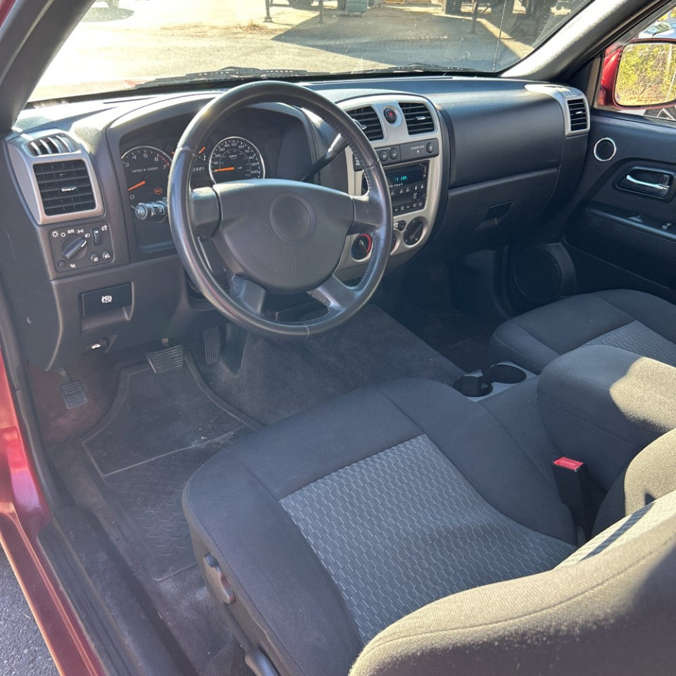 Used 2010 Chevrolet Colorado LT image 17