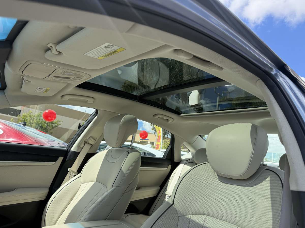 Used 2017 Genesis G80 5.0 Ultimate image 16