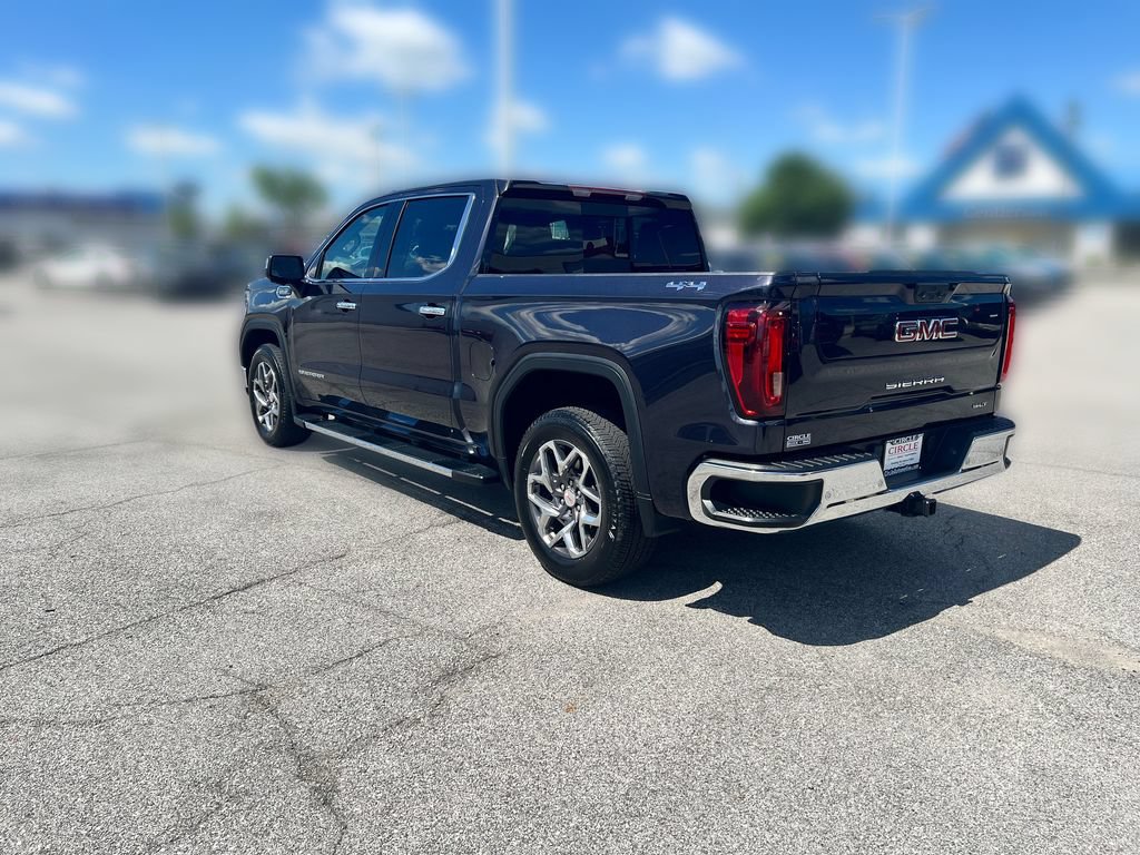 Used 2022 GMC Sierra 1500 SLT w/ SLT Premium Plus Package AWD/4WD image 4