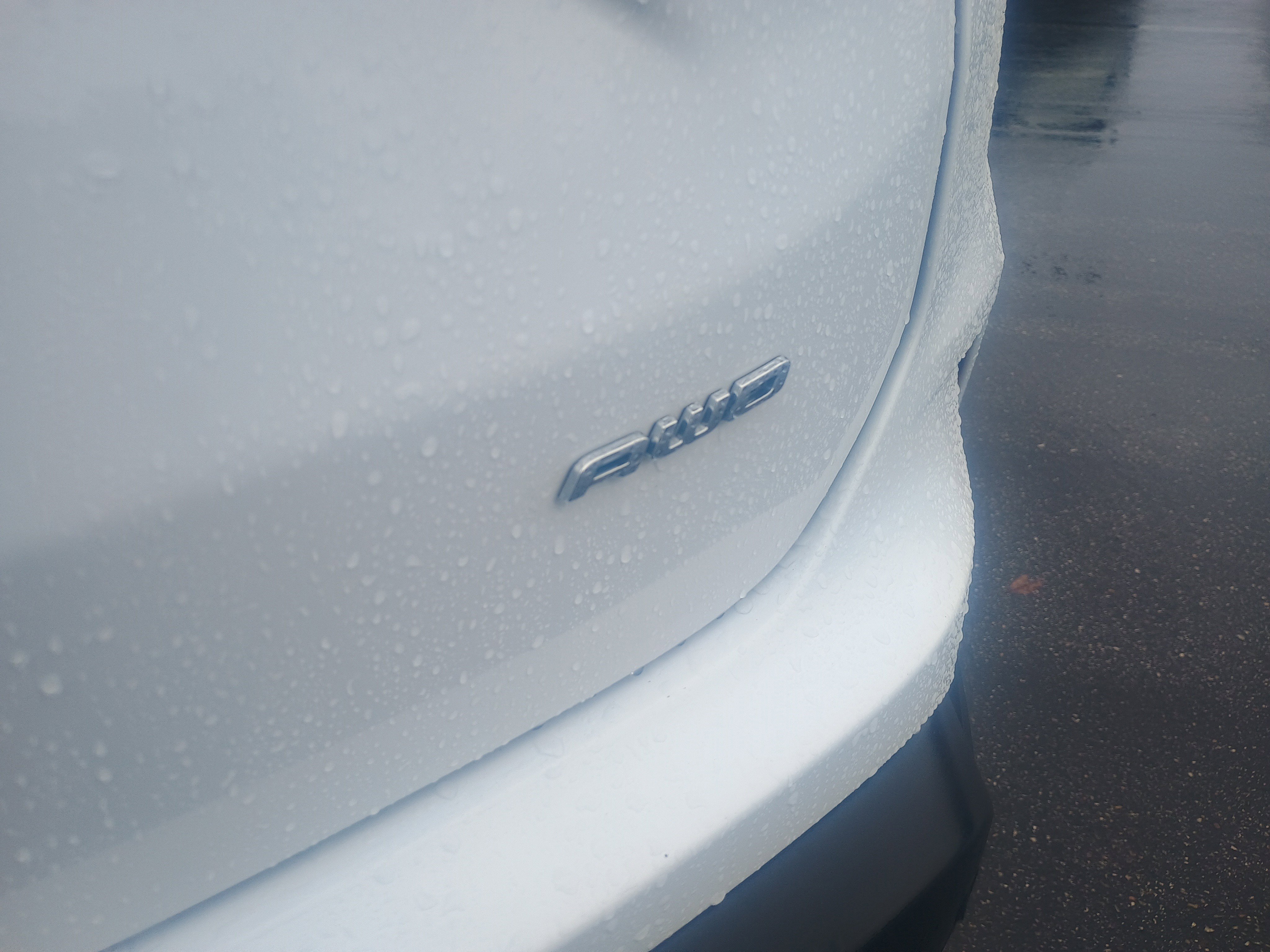 Certified 2024 Ford Edge SEL image 9