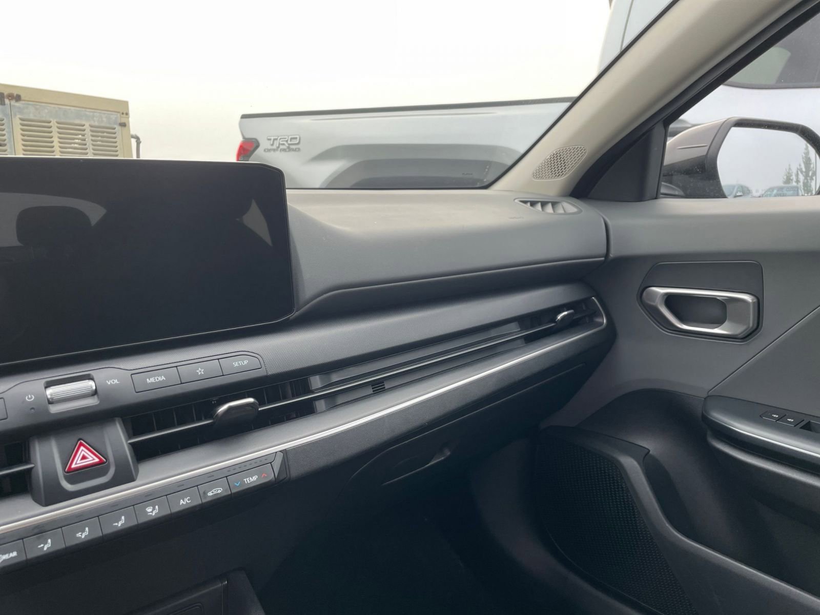 Used 2025 Kia K4 LXS image 34