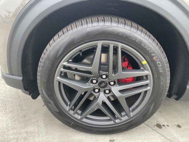 New 2026 Ford Explorer ST w/ Sun And Sound Package image 32