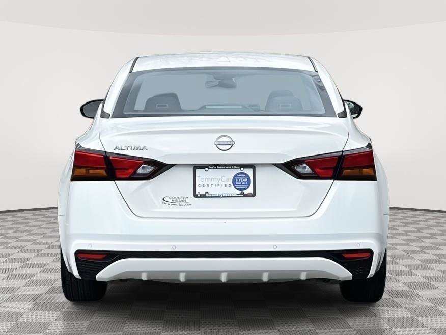 Certified 2025 Nissan Altima 2.5 SV image 6