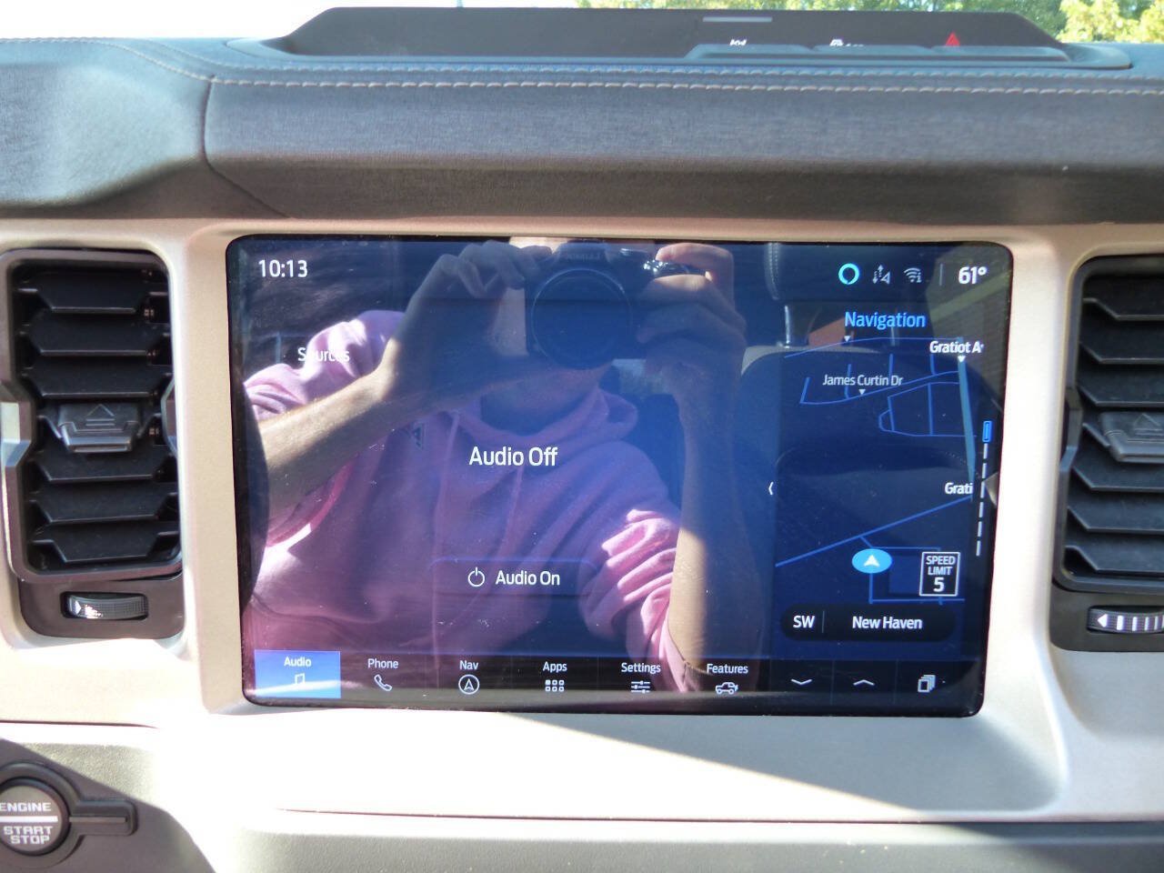 Used 2025 Ford Bronco Outer Banks AWD/4WD image 40