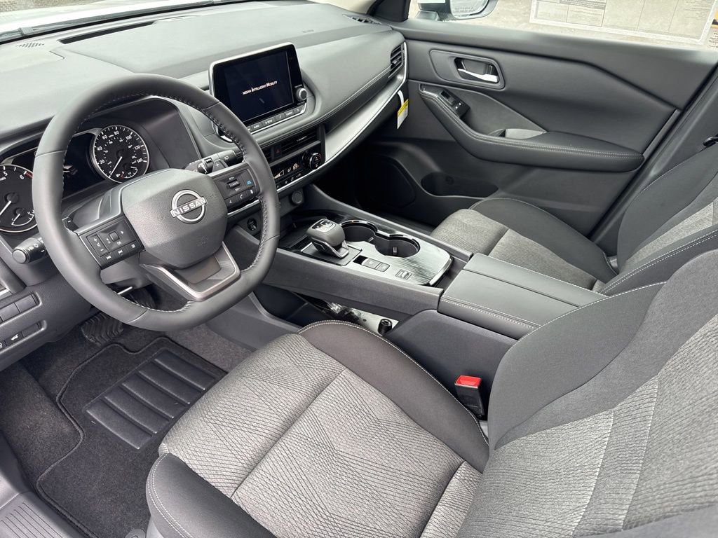 New 2026 Nissan Rogue SV FWD image 10