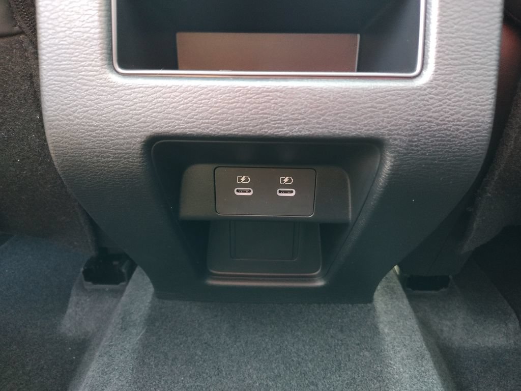 New 2026 Mitsubishi Outlander AWD image 27