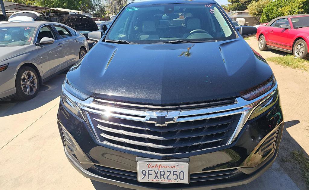 Used 2023 Chevrolet Equinox LS w/ LS Convenience Package image 2