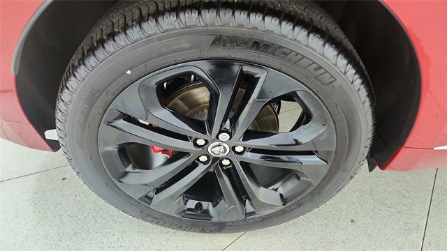 Used 2025 Jaguar F-PACE R-Dynamic S image 56