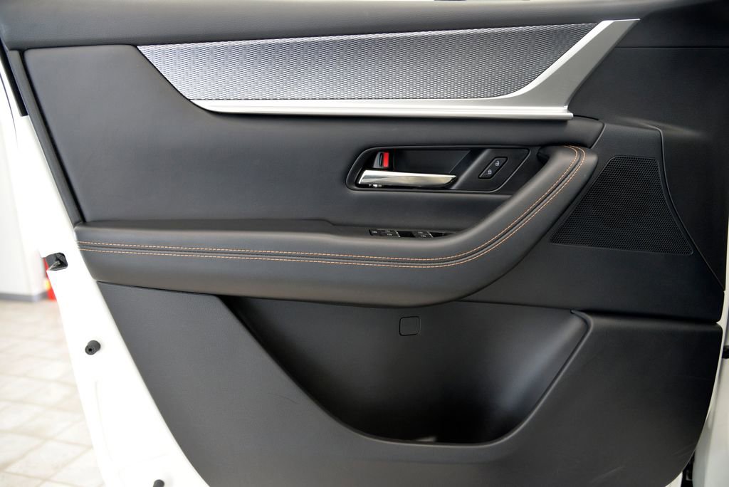 Certified 2024 MAZDA CX-90 Plug-In Hybrid w/ Premium Pkg image 14