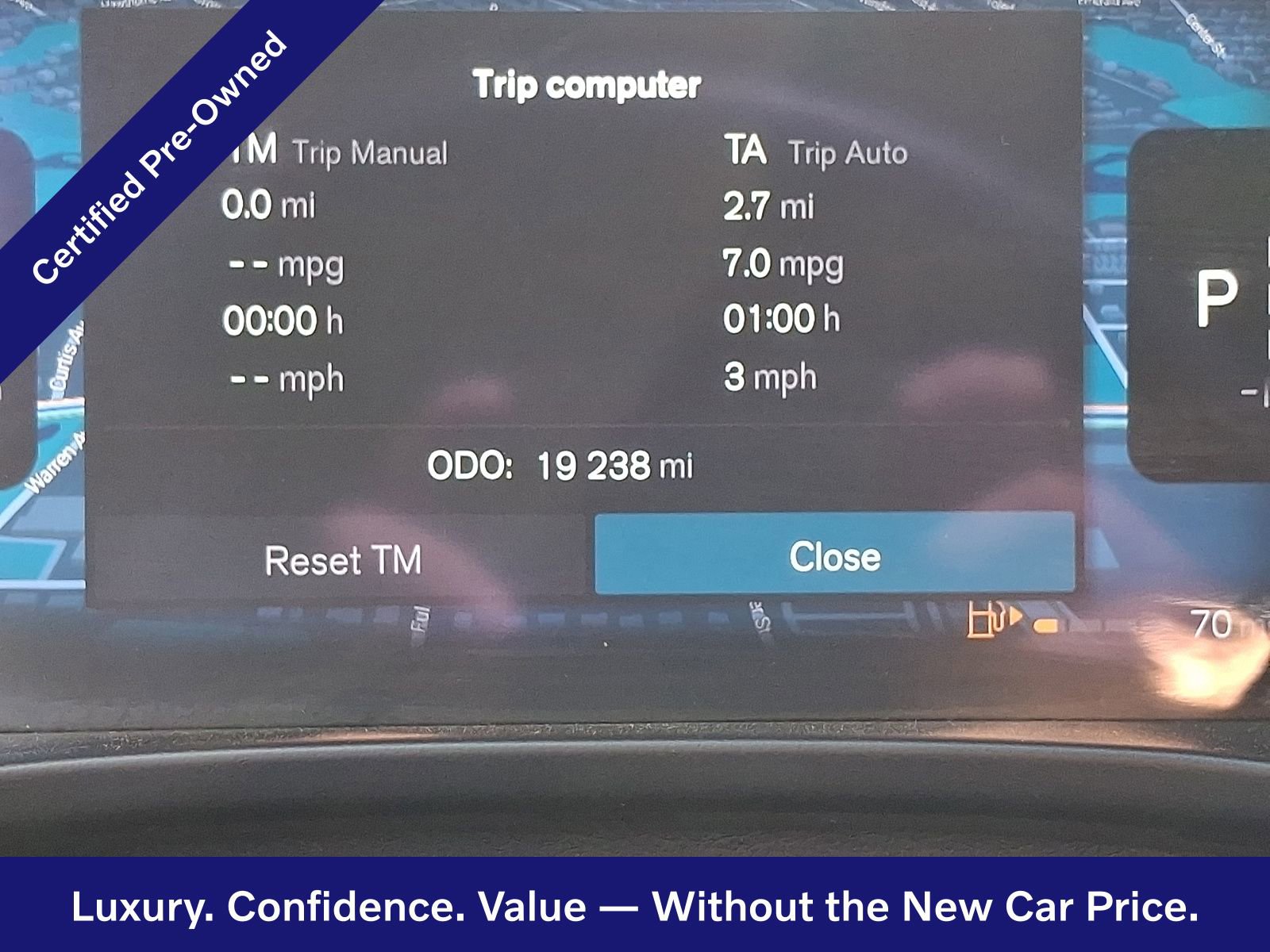 Used 2023 Volvo XC40 B5 Plus w/ Driver Assist Package AWD/4WD image 21