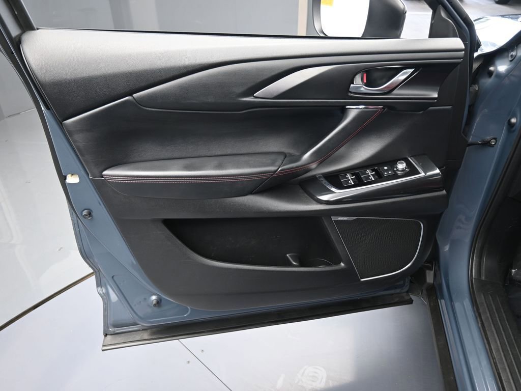Used 2023 MAZDA CX-9 Carbon Edition image 13