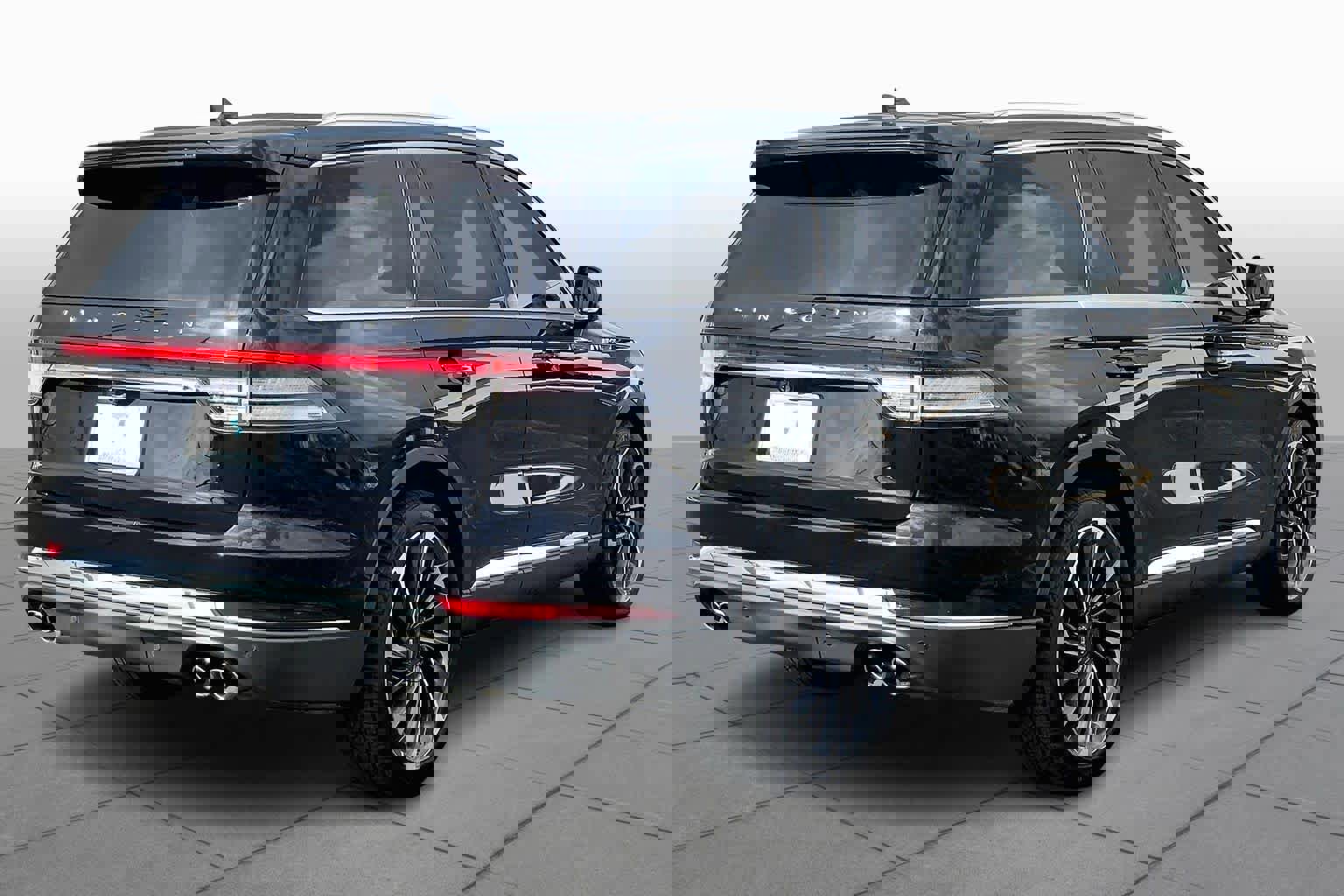 Used 2020 Lincoln Aviator Reserve w/ Equipment Group 202A image 14