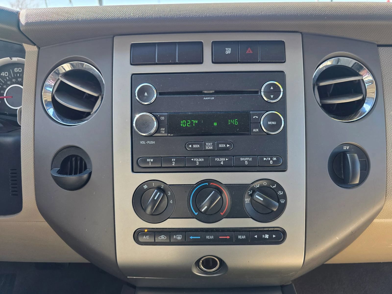 Used 2014 Ford Expedition EL XL RWD image 18