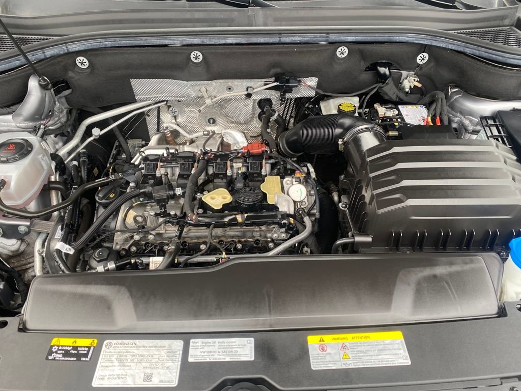 Used 2024 Volkswagen Atlas Cross Sport SE image 10