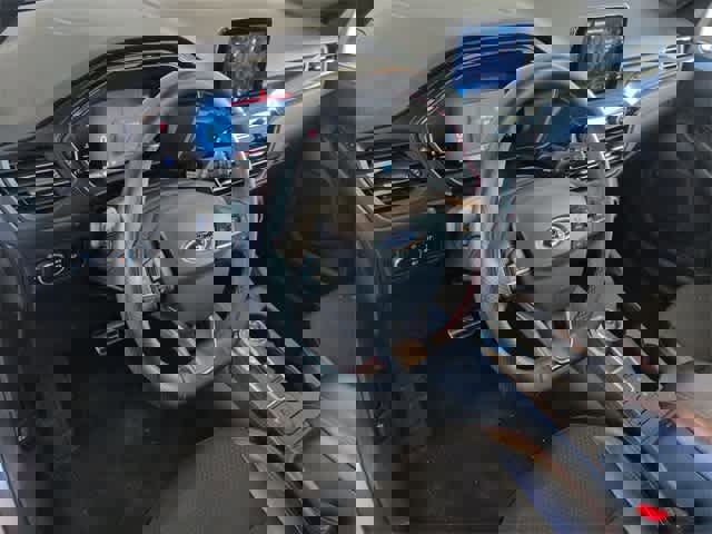 Used 2024 Ford Escape ST-Line image 9