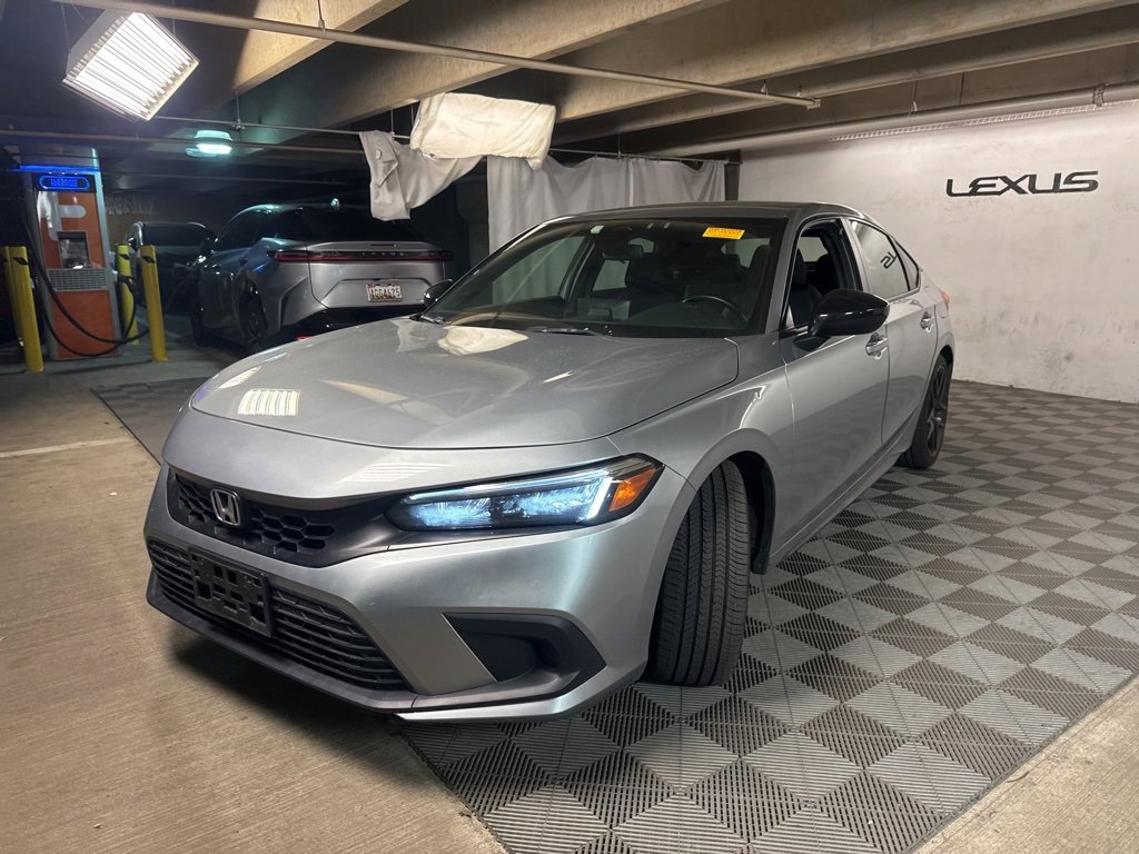 Used 2024 Honda Civic Sport image 3