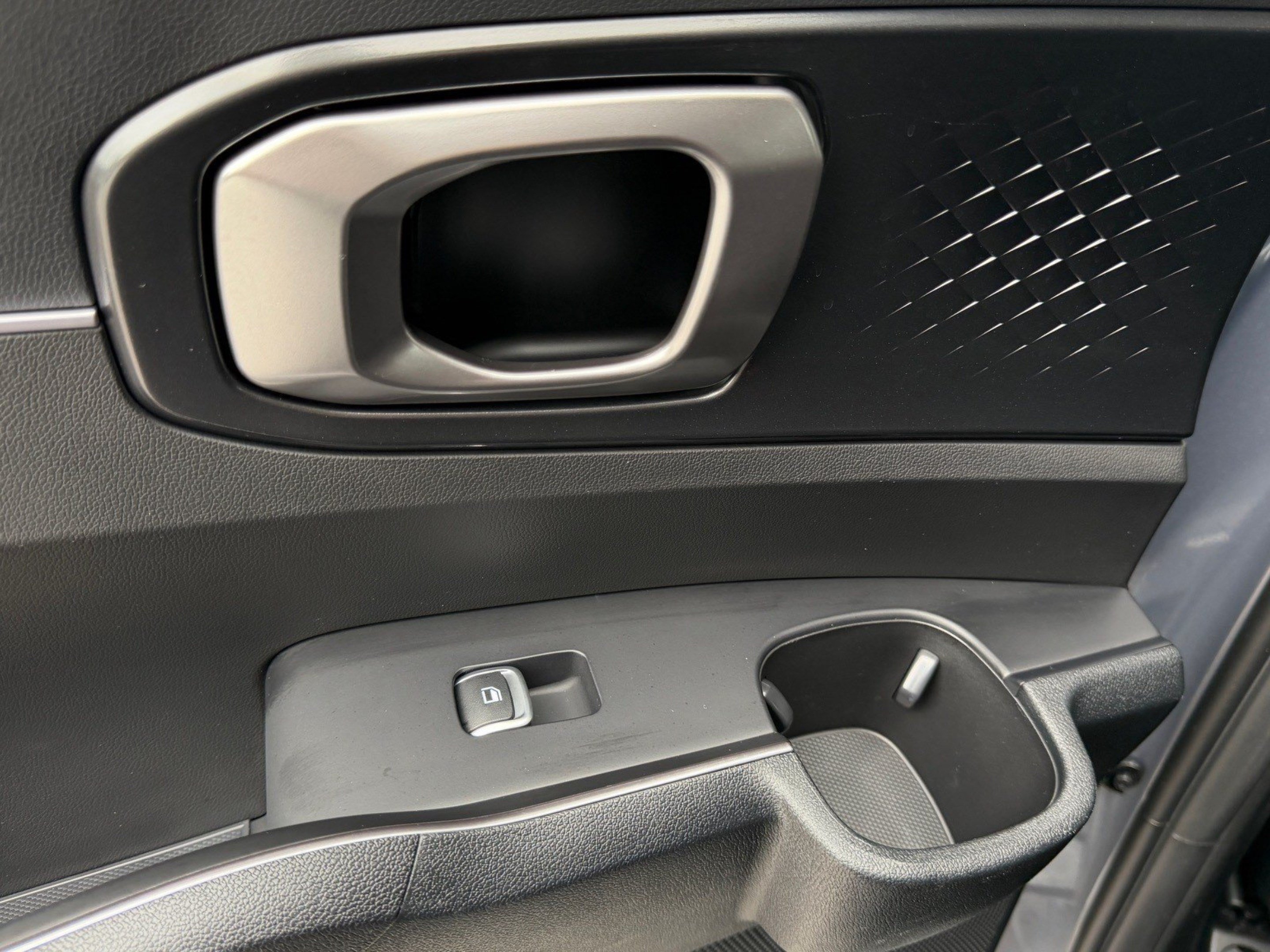 Certified 2023 Kia Sorento S FWD image 21