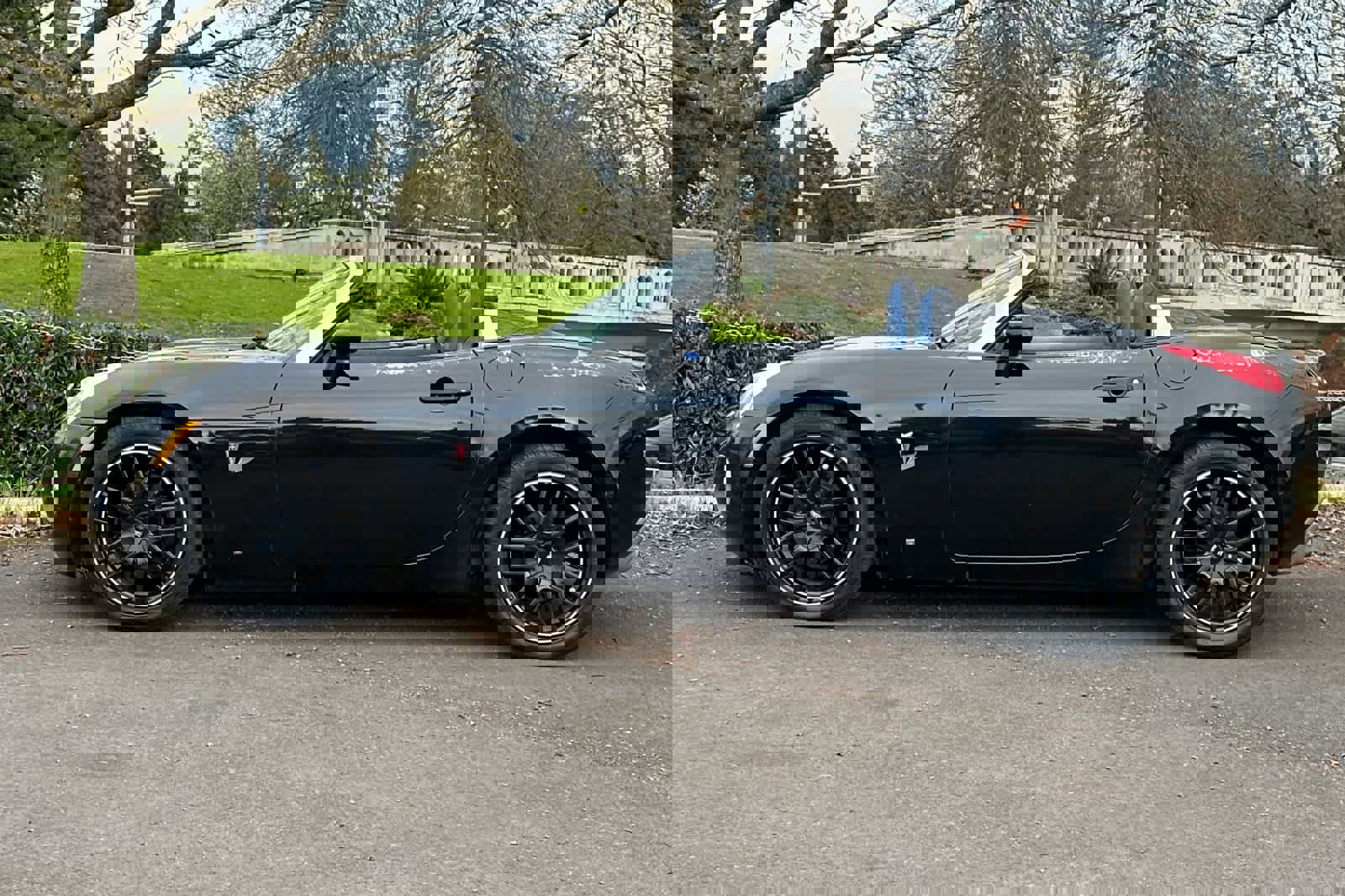 Used 2007 Pontiac Solstice GXP w/ Premium Package image 4