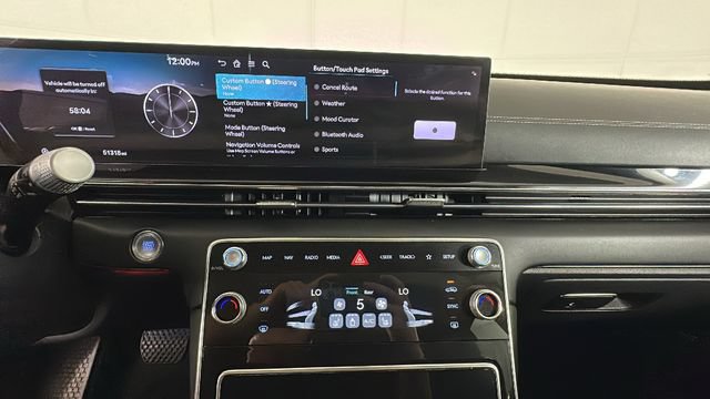 Used 2025 Genesis GV80 2.5T Standard AWD/4WD image 23