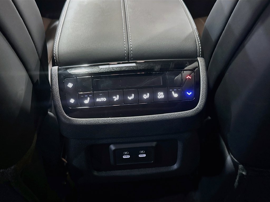New 2027 INFINITI QX60 Luxe w/ Cargo Package FWD image 27