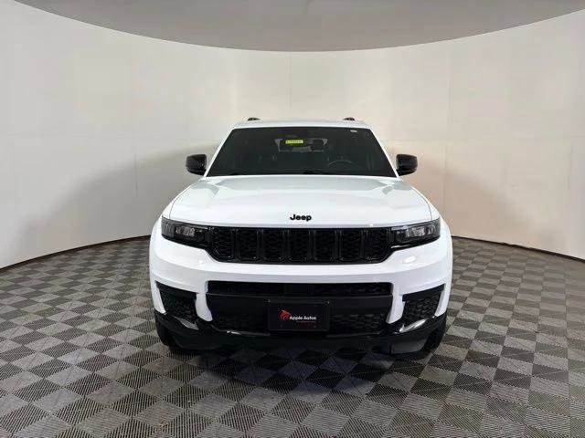 Certified 2023 Jeep Grand Cherokee L Laredo AWD/4WD image 2