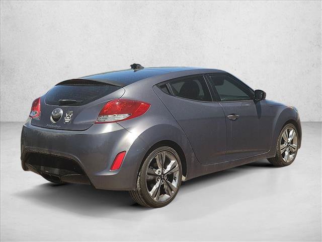 Used 2016 Hyundai Veloster w/ Option Group 02 FWD image 5