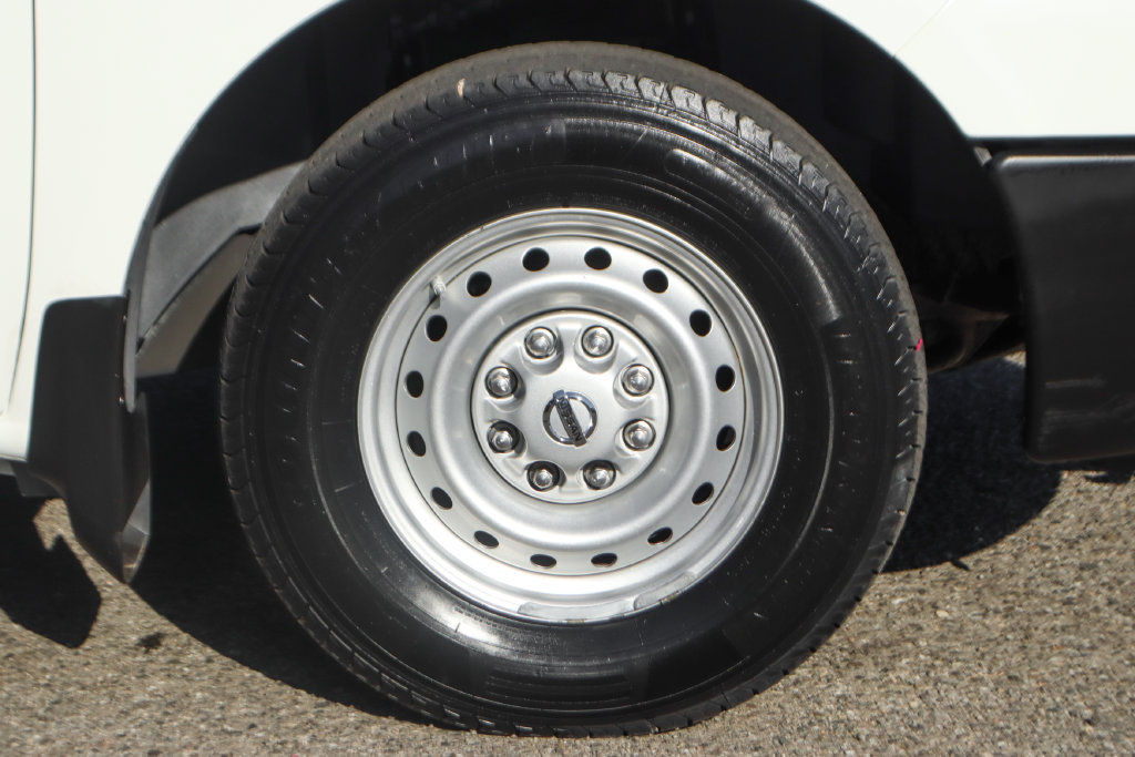 Used 2020 Nissan NV 3500 S RWD image 35