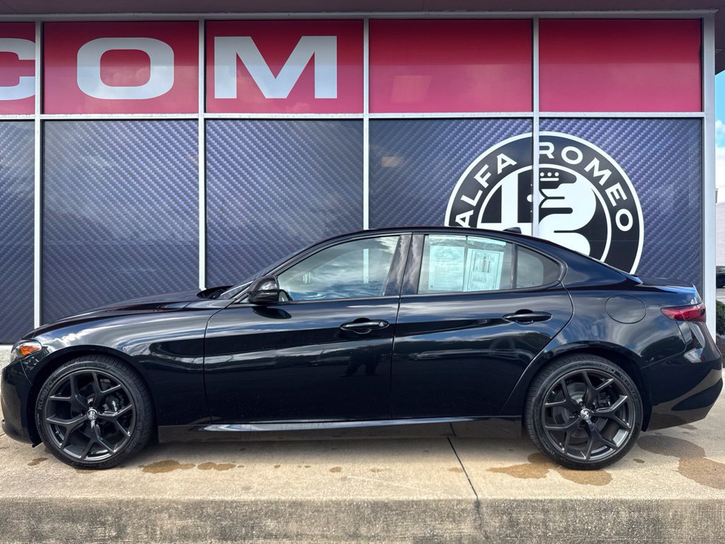 Used 2020 Alfa Romeo Giulia Ti Sport AWD/4WD image 15