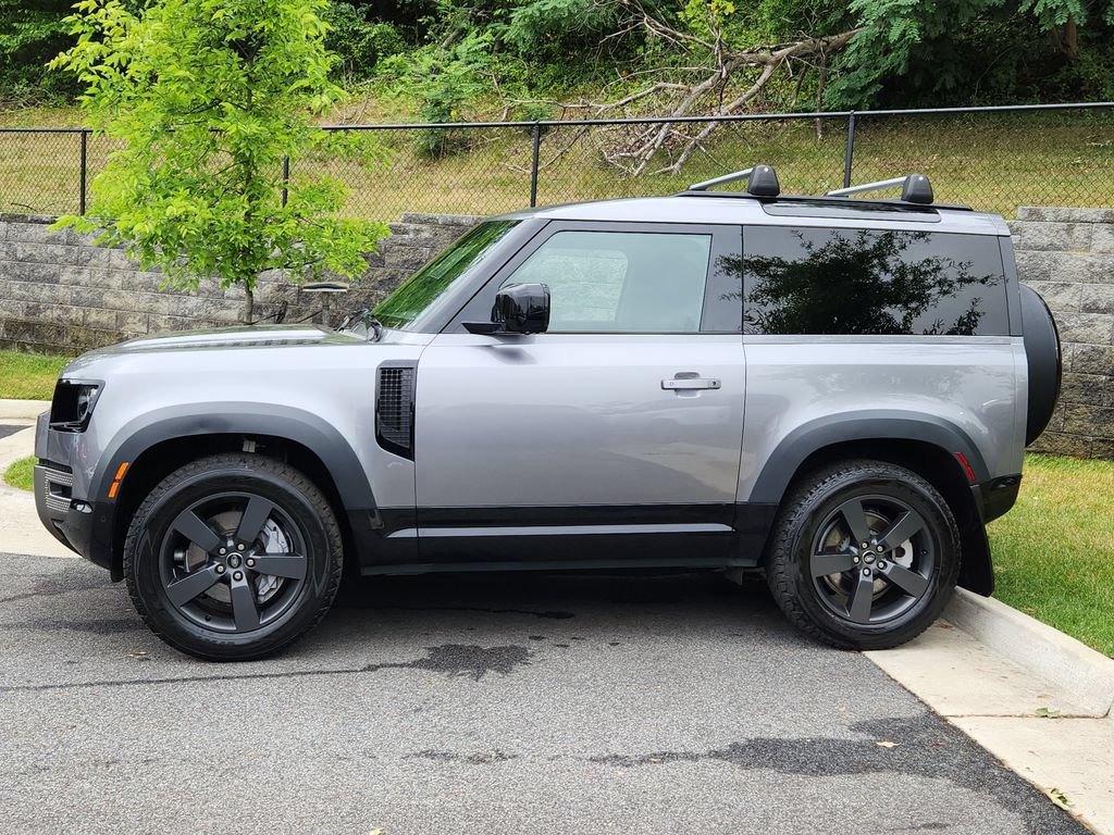 Used 2022 Land Rover Defender 90 X-Dynamic S AWD/4WD image 6