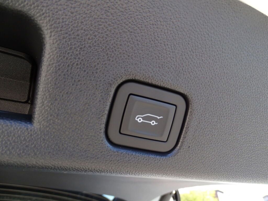 New 2025 Buick Enclave Sport Touring w/ Super Cruise Package image 22