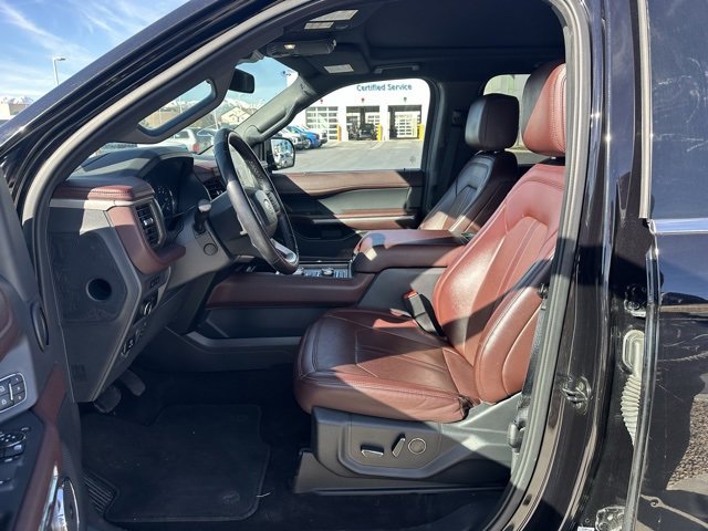Used 2023 Ford Expedition Max Limited image 2
