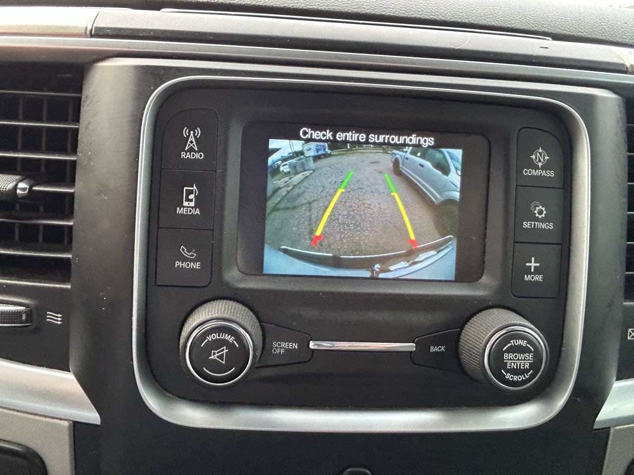 Used 2018 RAM 2500 SLT AWD/4WD image 22