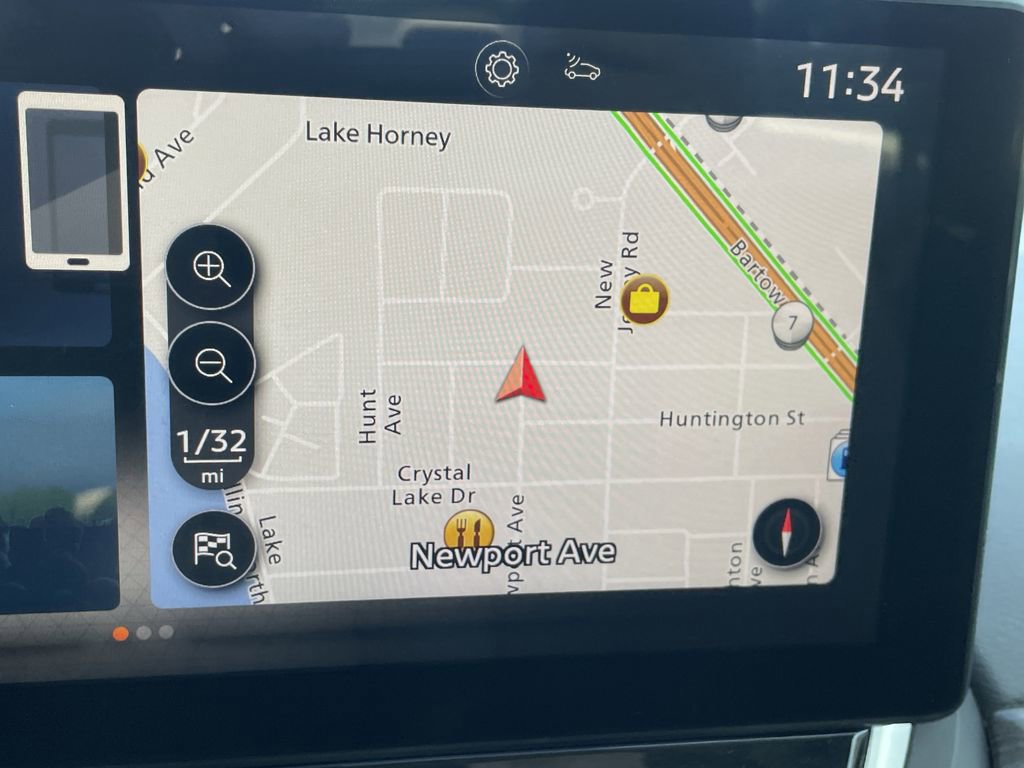 Used 2024 Nissan Altima 2.5 SV w/ SV Premium Package image 24