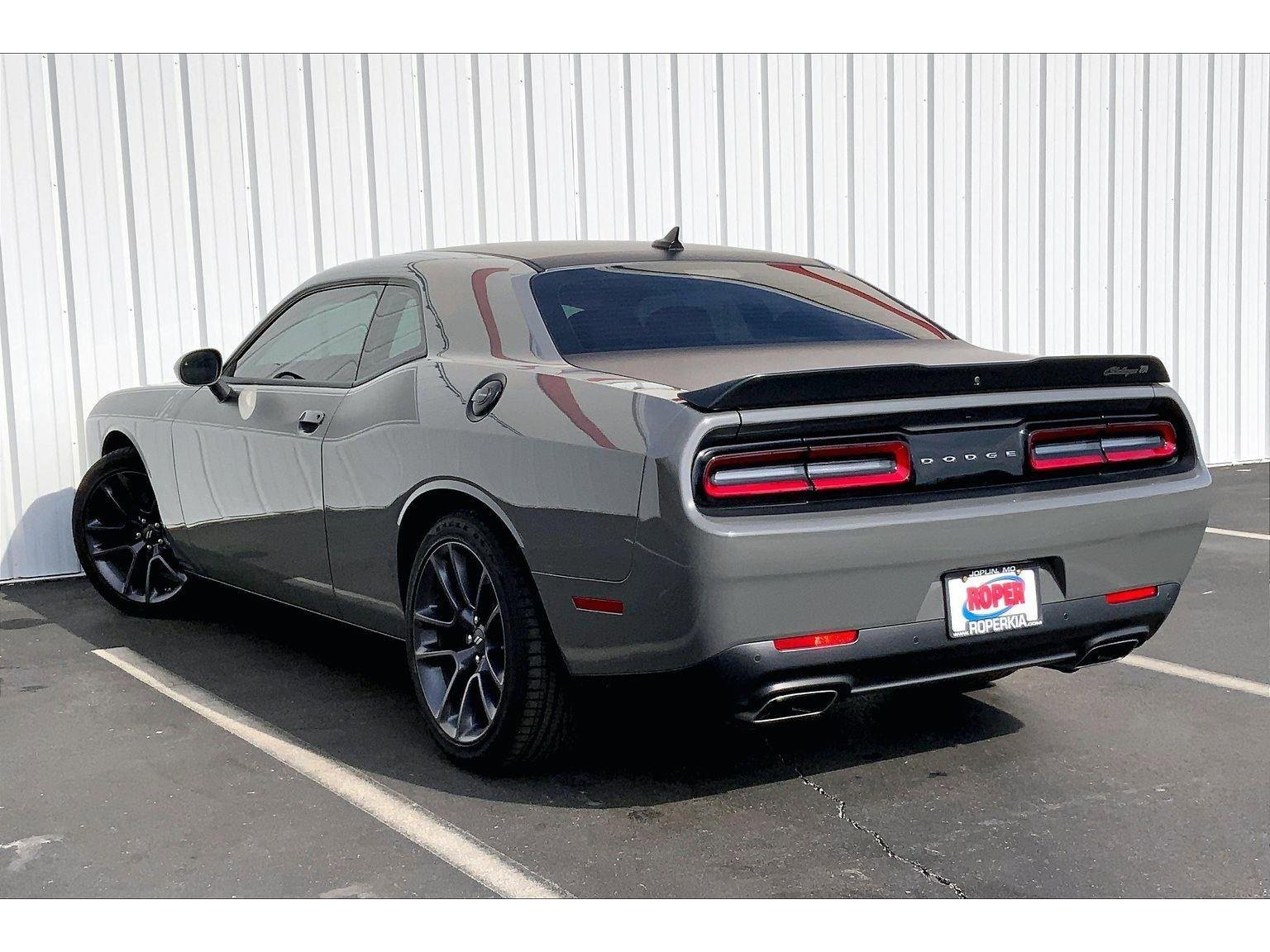 Used 2023 Dodge Challenger R/T w/ T/A Package image 8