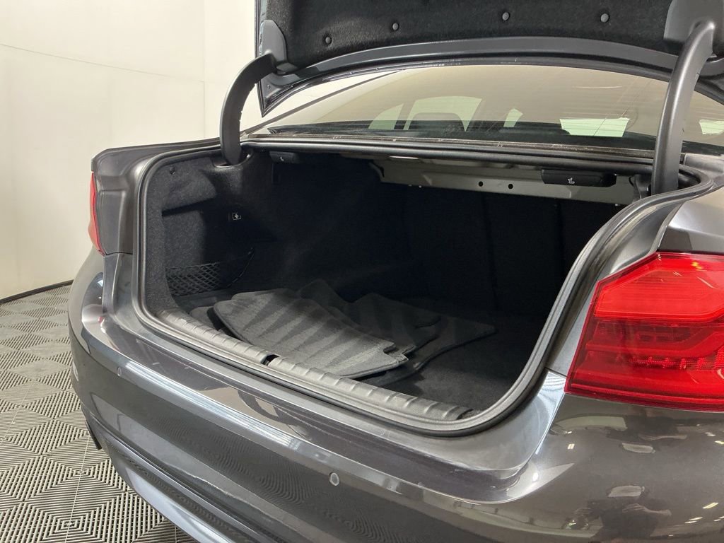 Used 2017 BMW 530i image 11