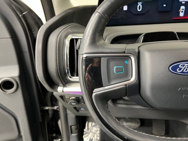 Used 2025 Ford Expedition Platinum AWD/4WD image 26