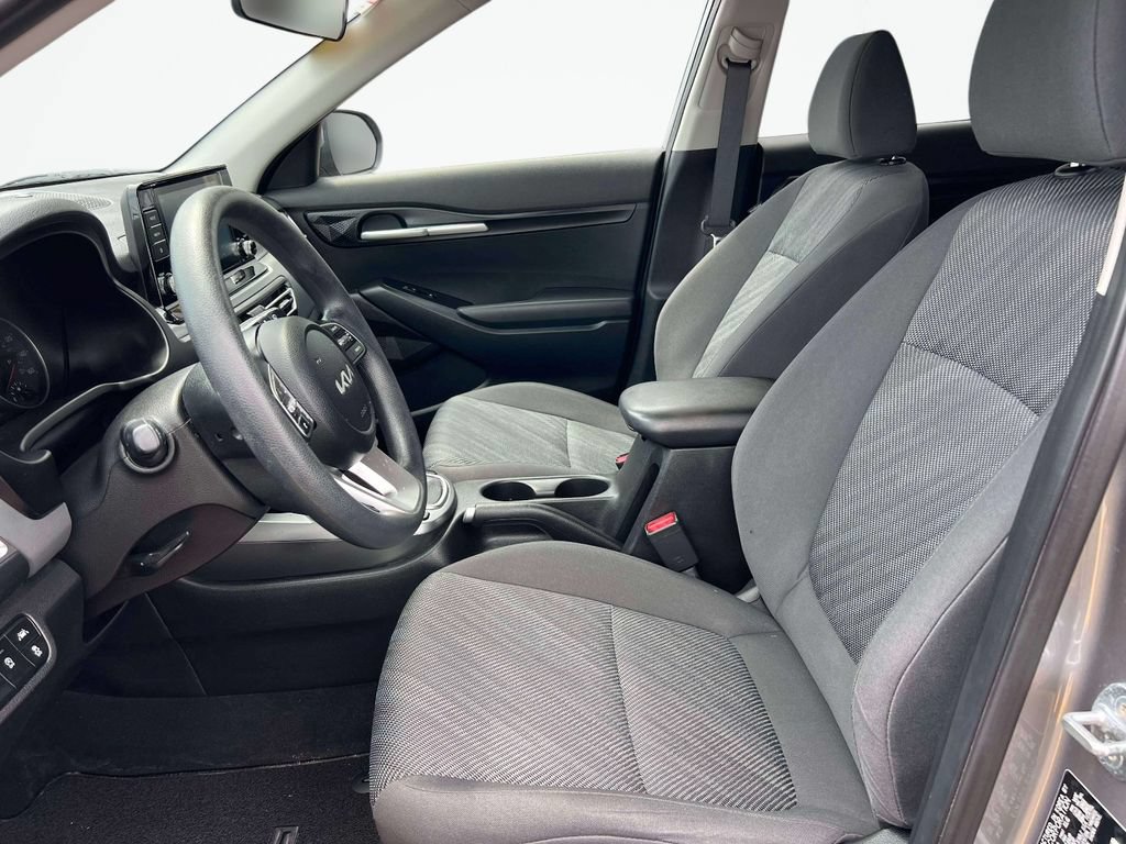Used 2023 Kia Seltos LX AWD/4WD image 15