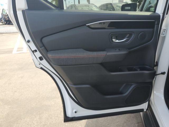 New 2026 Honda Pilot Sport image 15