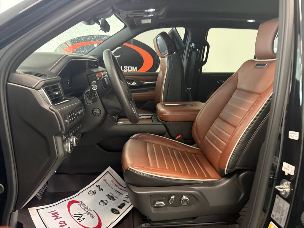 Used 2024 GMC Yukon Denali Ultimate AWD/4WD image 9