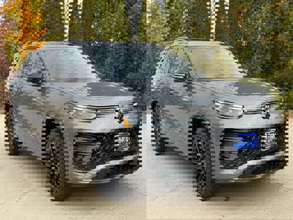 New 2026 Volkswagen Tiguan SE R-Line