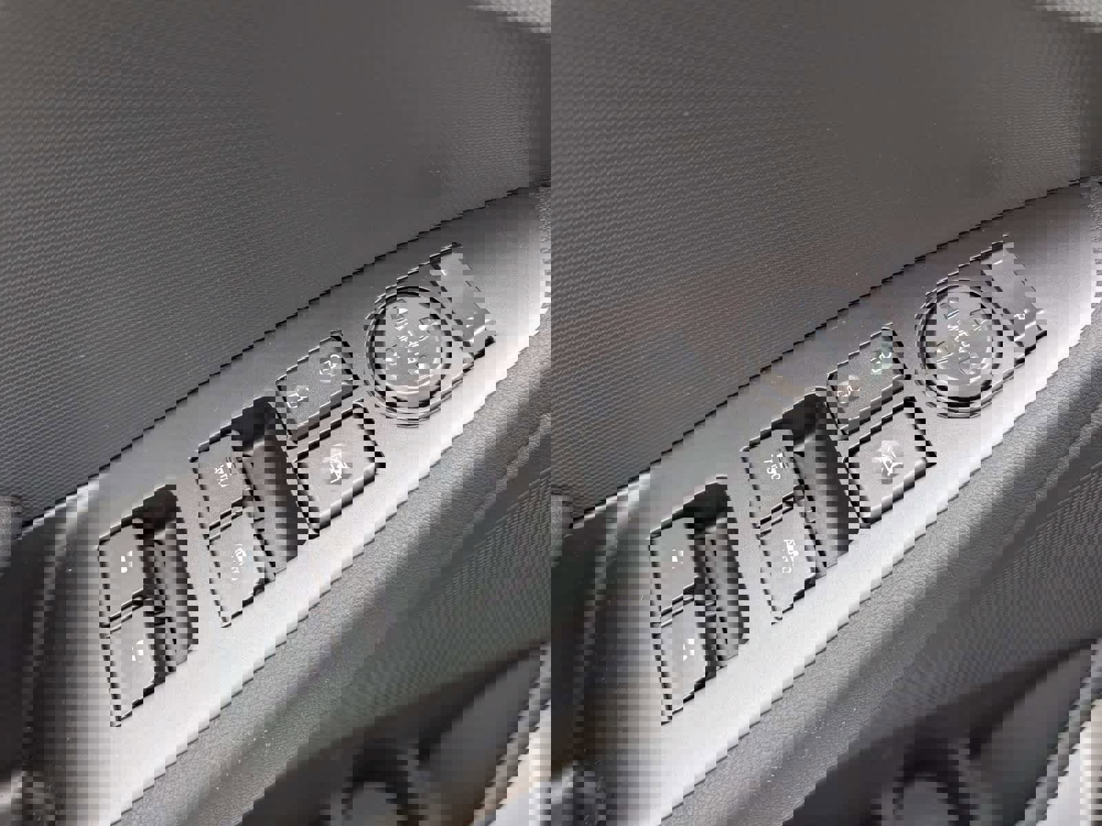 Used 2021 Hyundai Ioniq SEL image 16