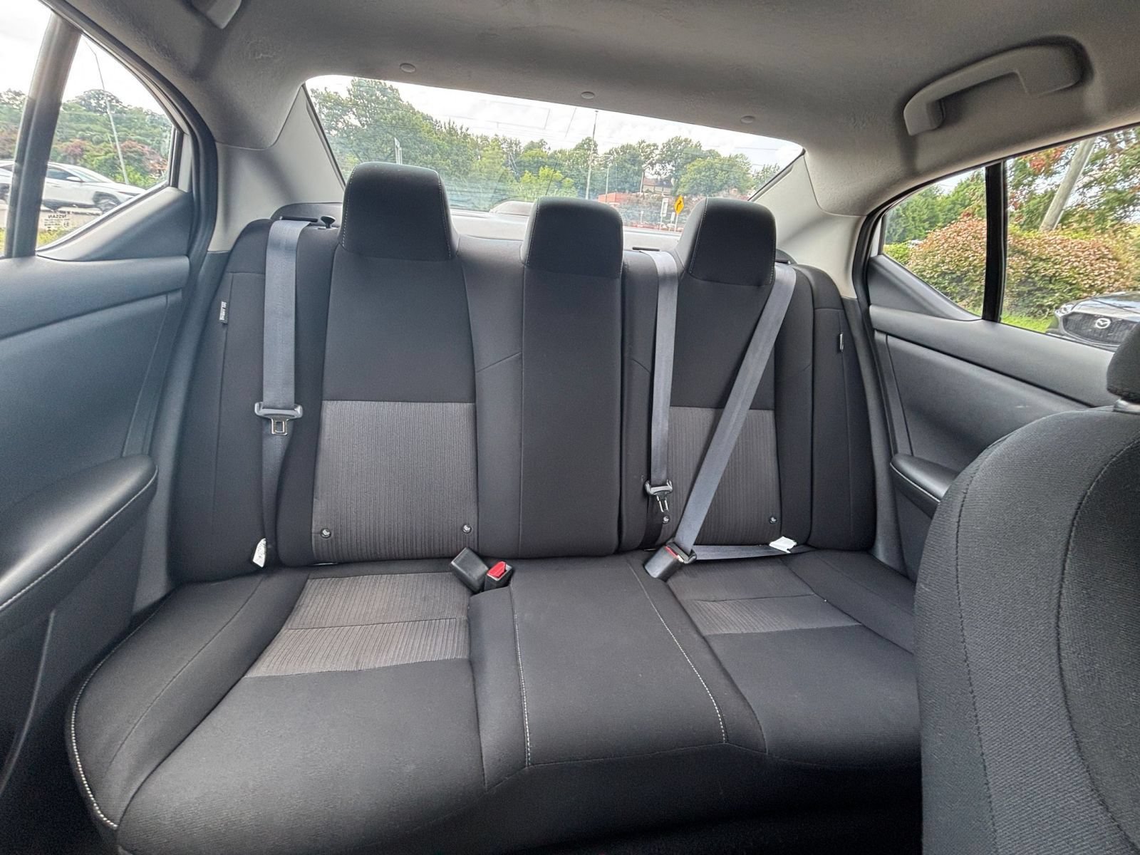 Used 2025 Nissan Sentra SV FWD image 35