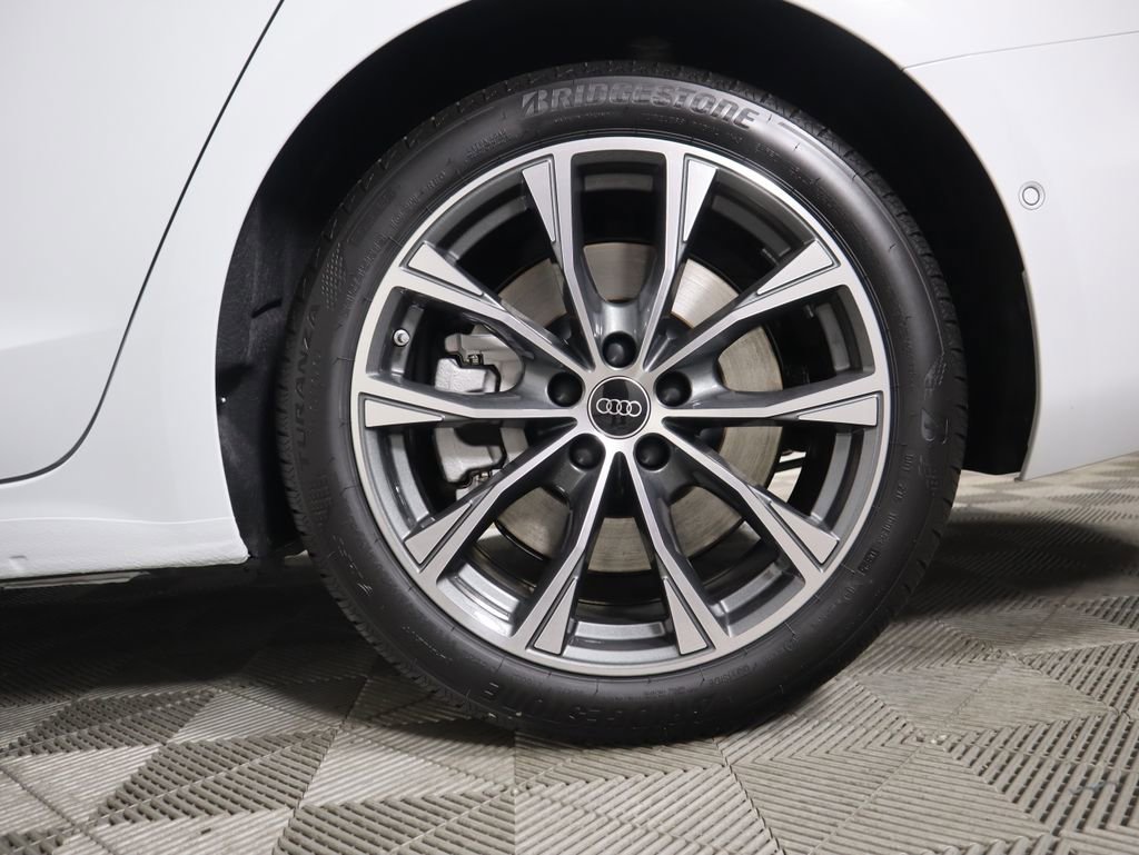 Used 2026 Audi A6 Premium Plus w/ Premium Plus Package image 31