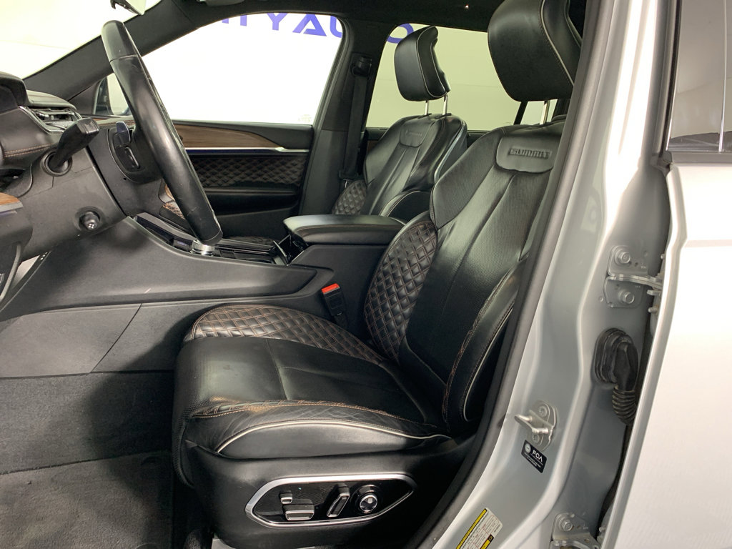 Used 2021 Jeep Grand Cherokee L Summit w/ Advanced Protech Group IV image 15