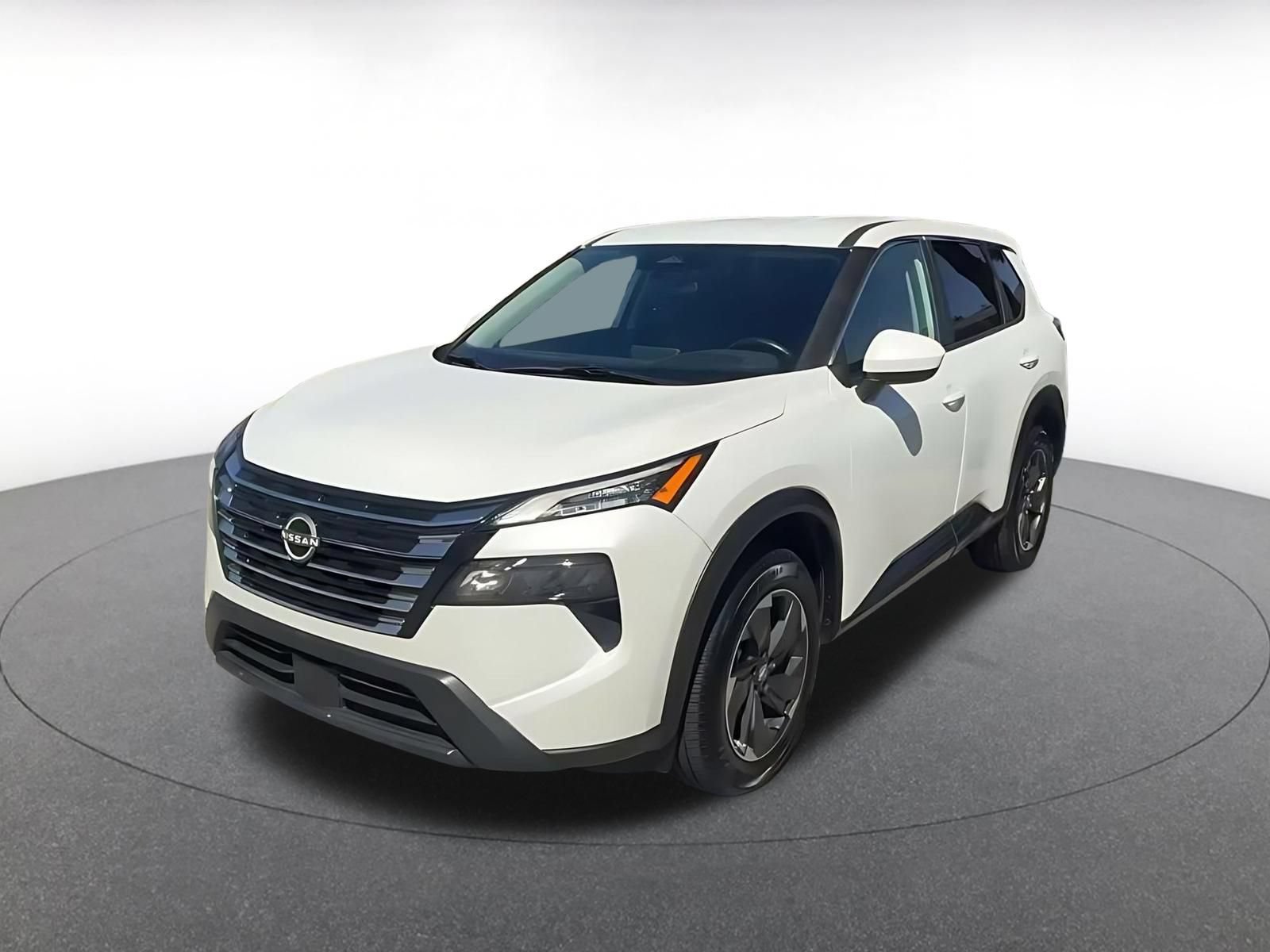 Used 2025 Nissan Rogue SV FWD image 4
