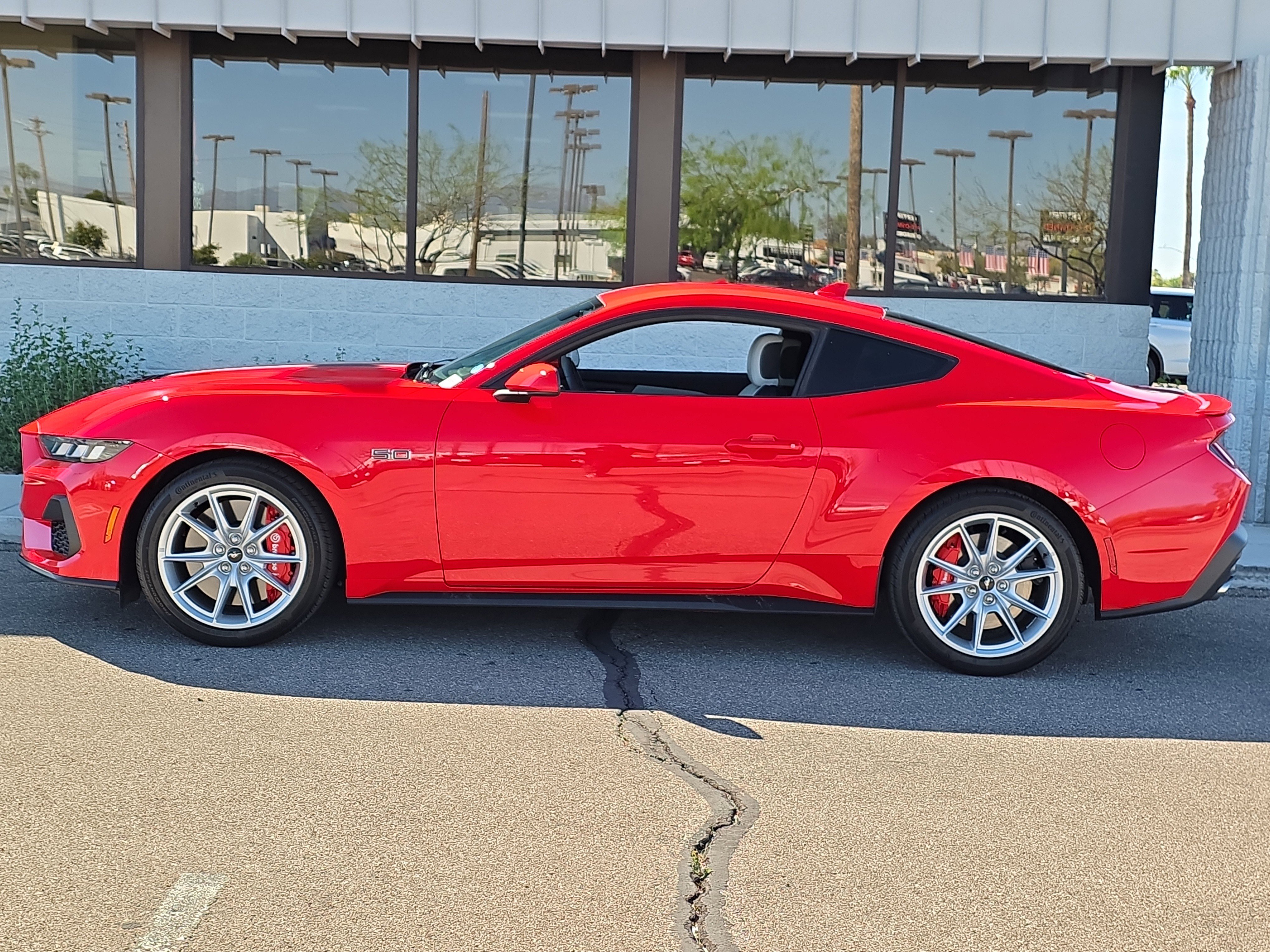 Used 2024 Ford Mustang GT Premium image 5