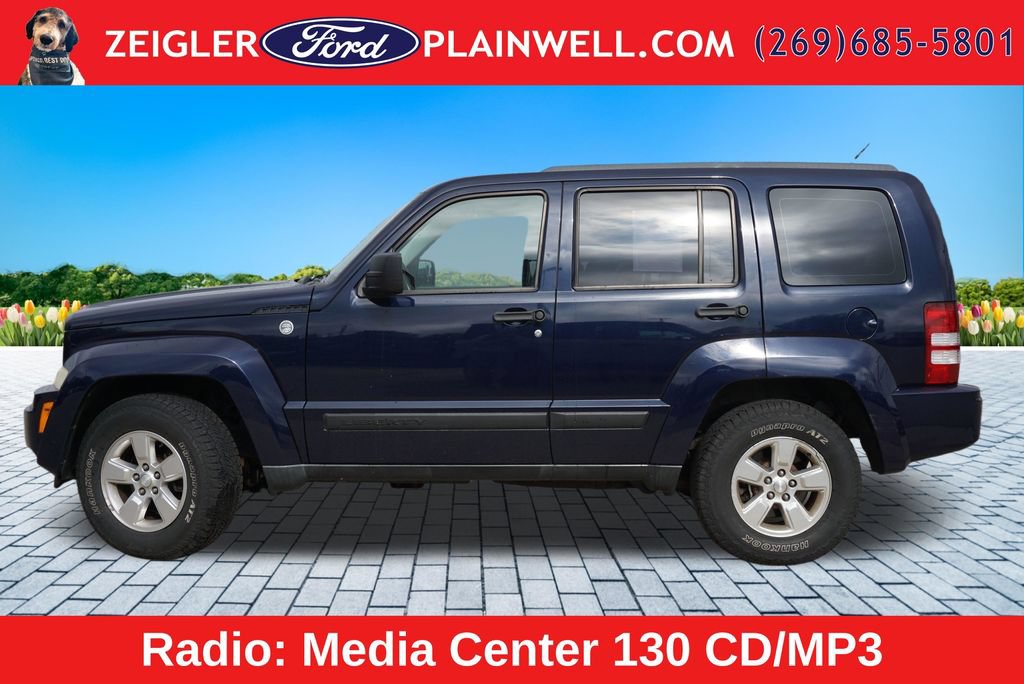 Used 2012 Jeep Liberty Sport AWD/4WD image 2