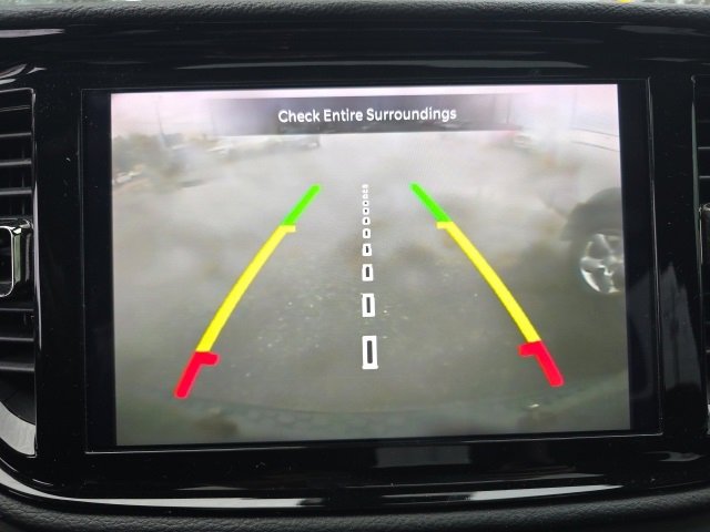 Used 2022 Dodge Durango SRT w/ Technology Group image 3