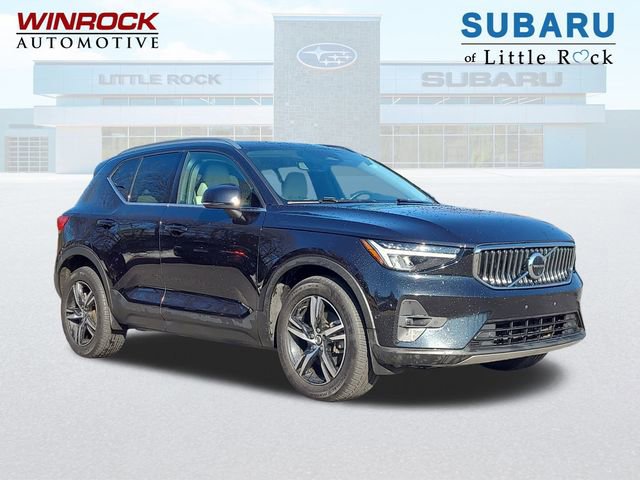 Used 2023 Volvo XC40 B5 Plus